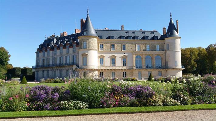 Le Studio Cosy D'Angelique Et David Avec Parking Rambouillet Exterior photo